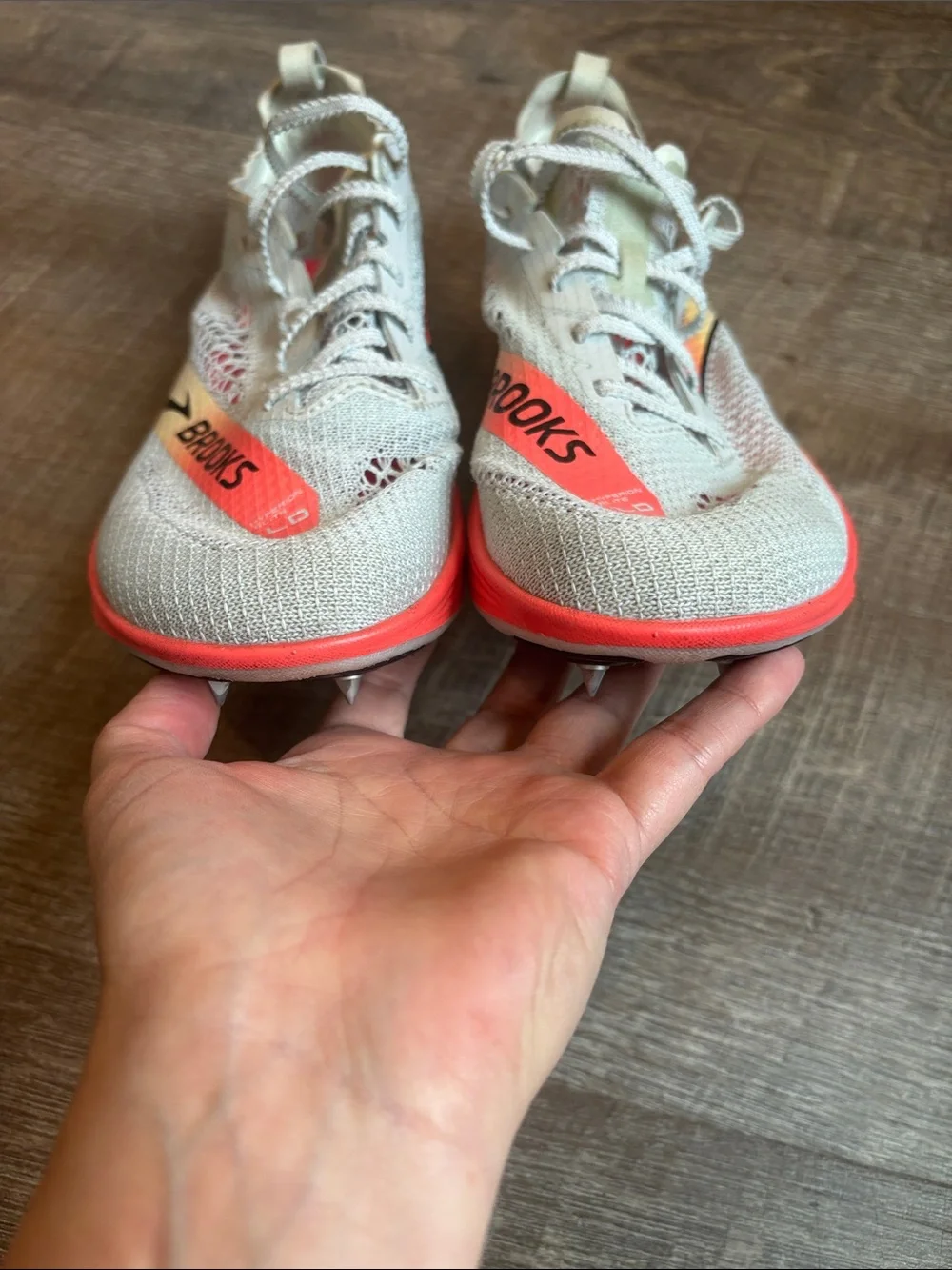 Brooks hyperion elite