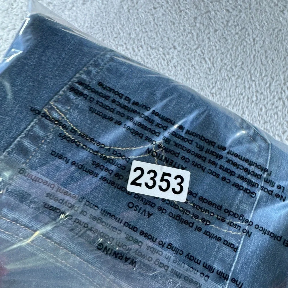 Levis any wear