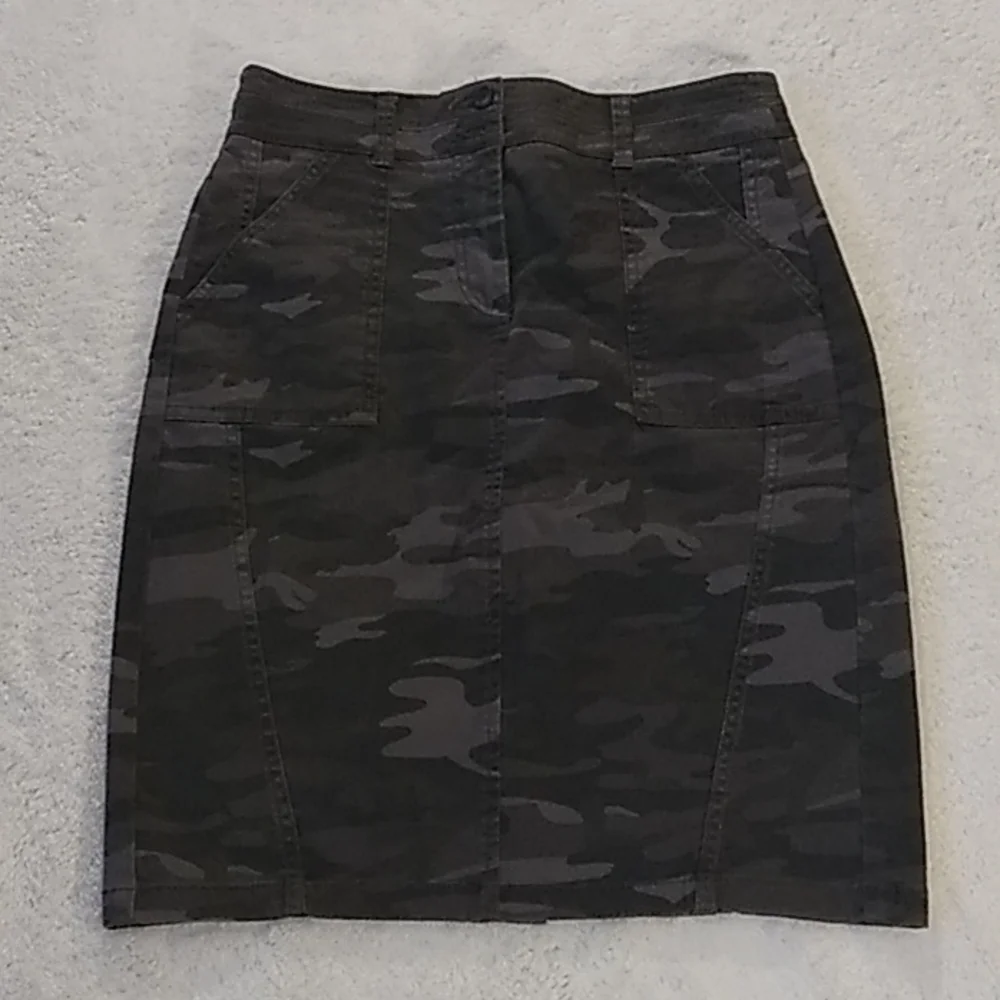 LOFT dark gray