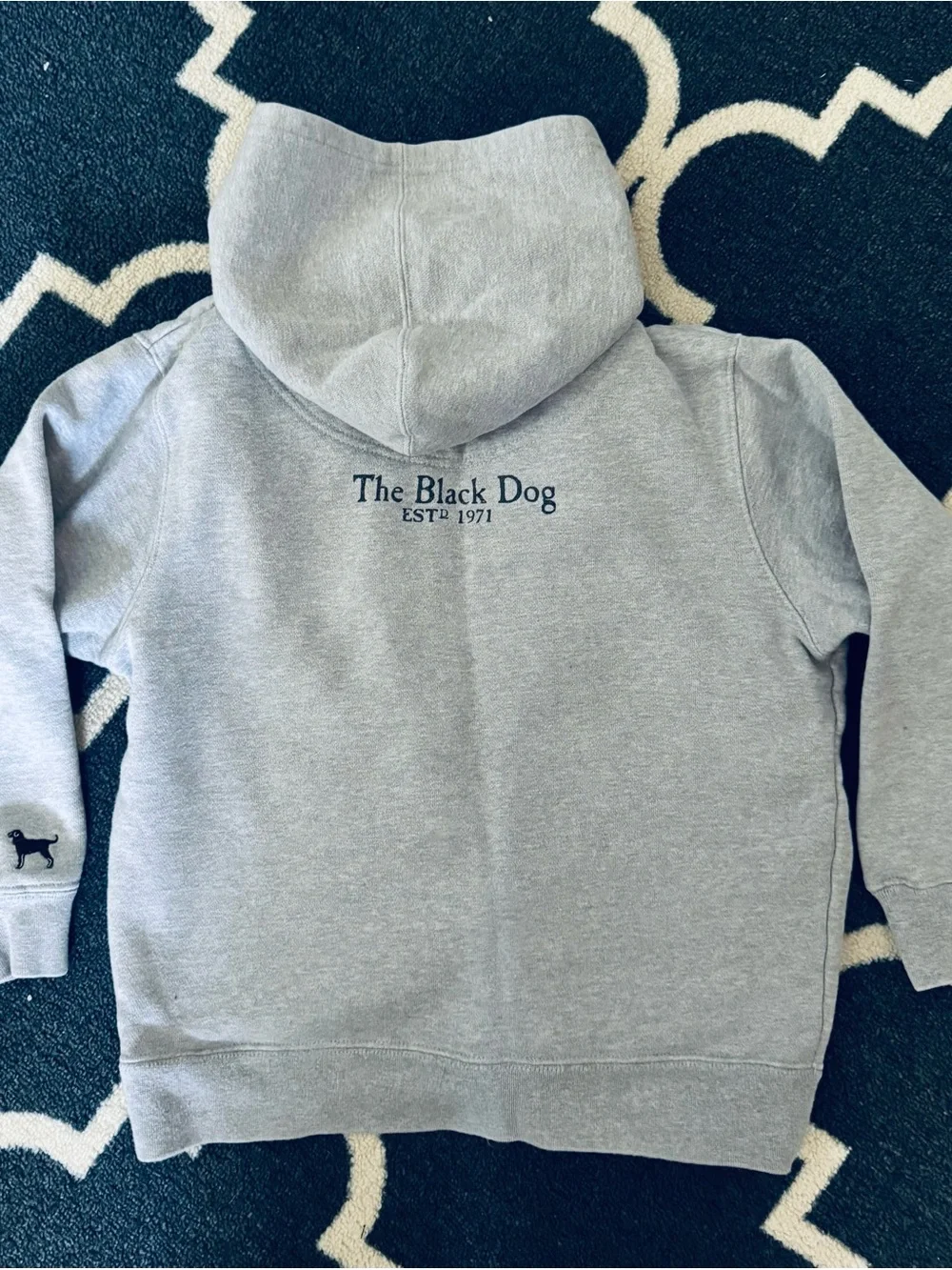 The Black Dog gray zip