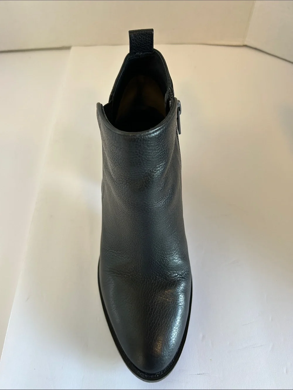 Vince Camuto smooth black