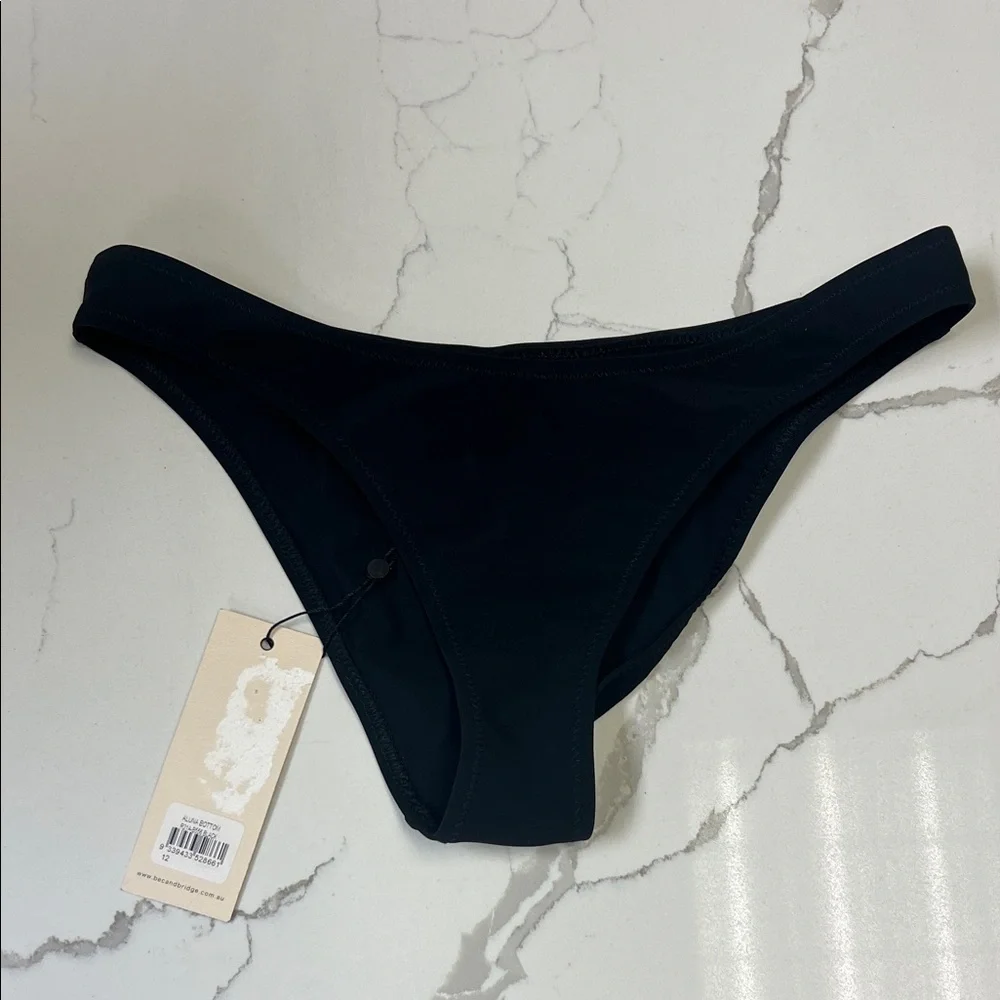 Free People shipping black