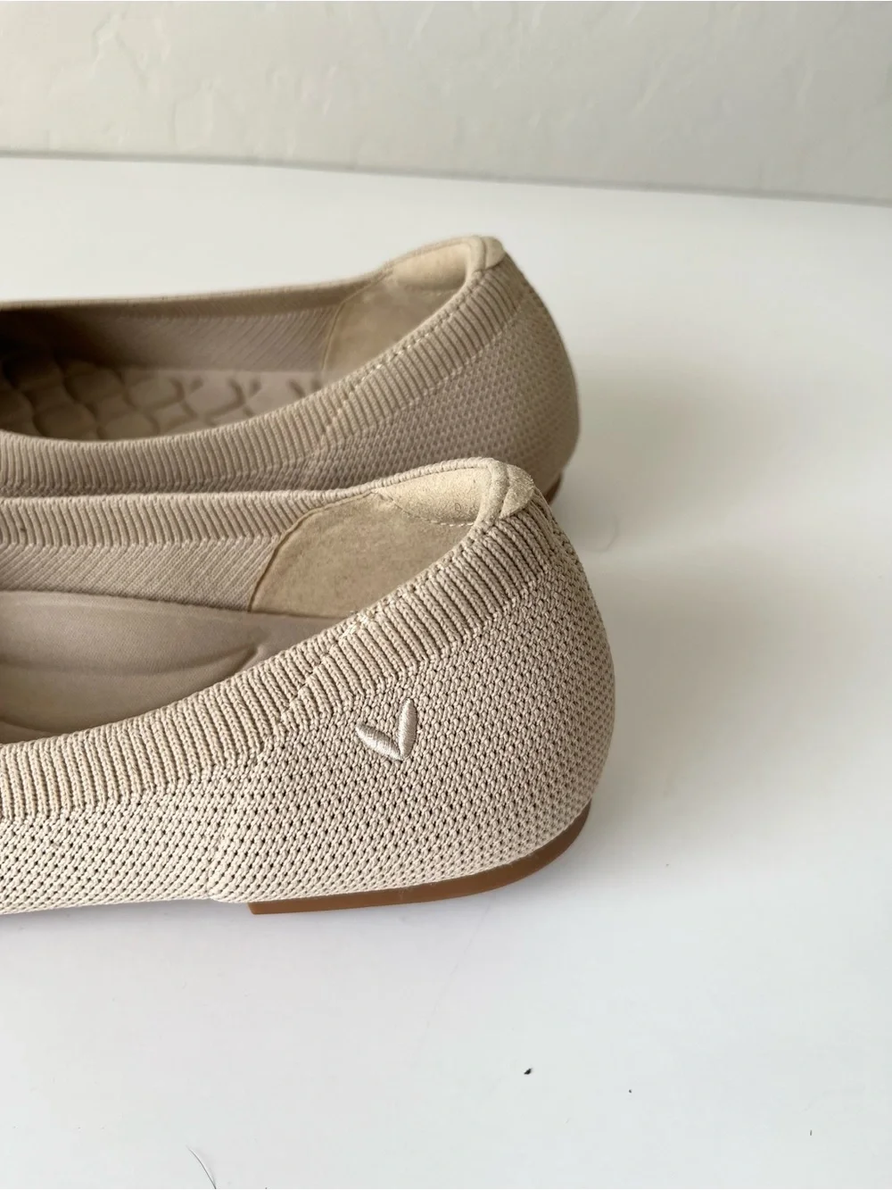 Vivaia accommodate removable