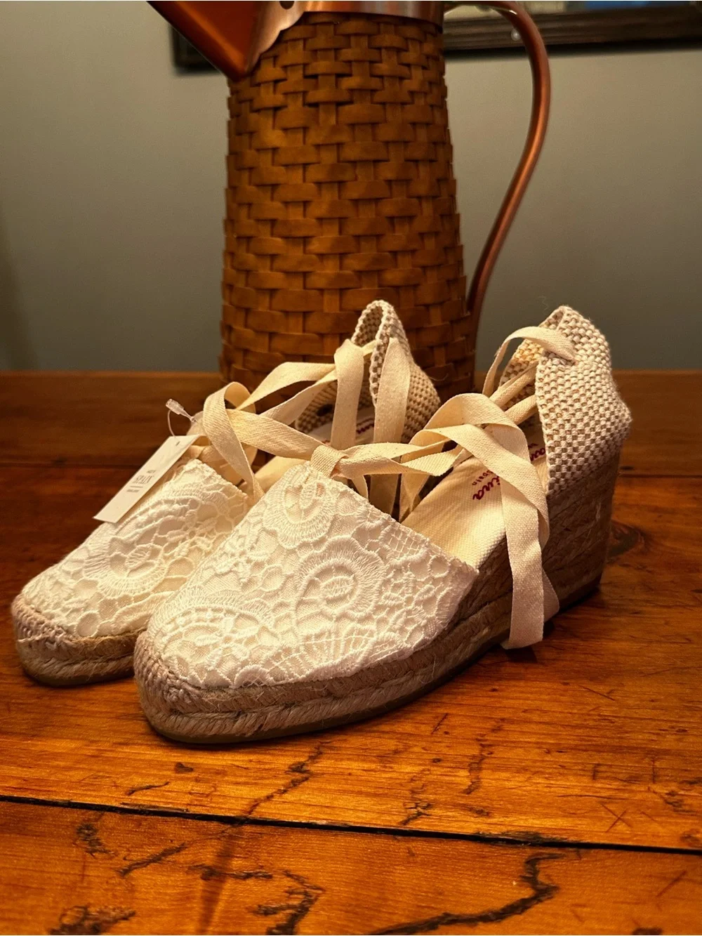 Viviana wear heel