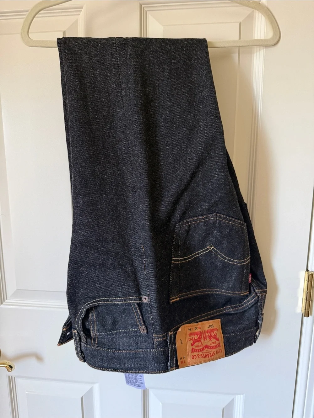 Levi’s 501 Men's black shrink to fit Straight-Leg Jeans, 33x34”