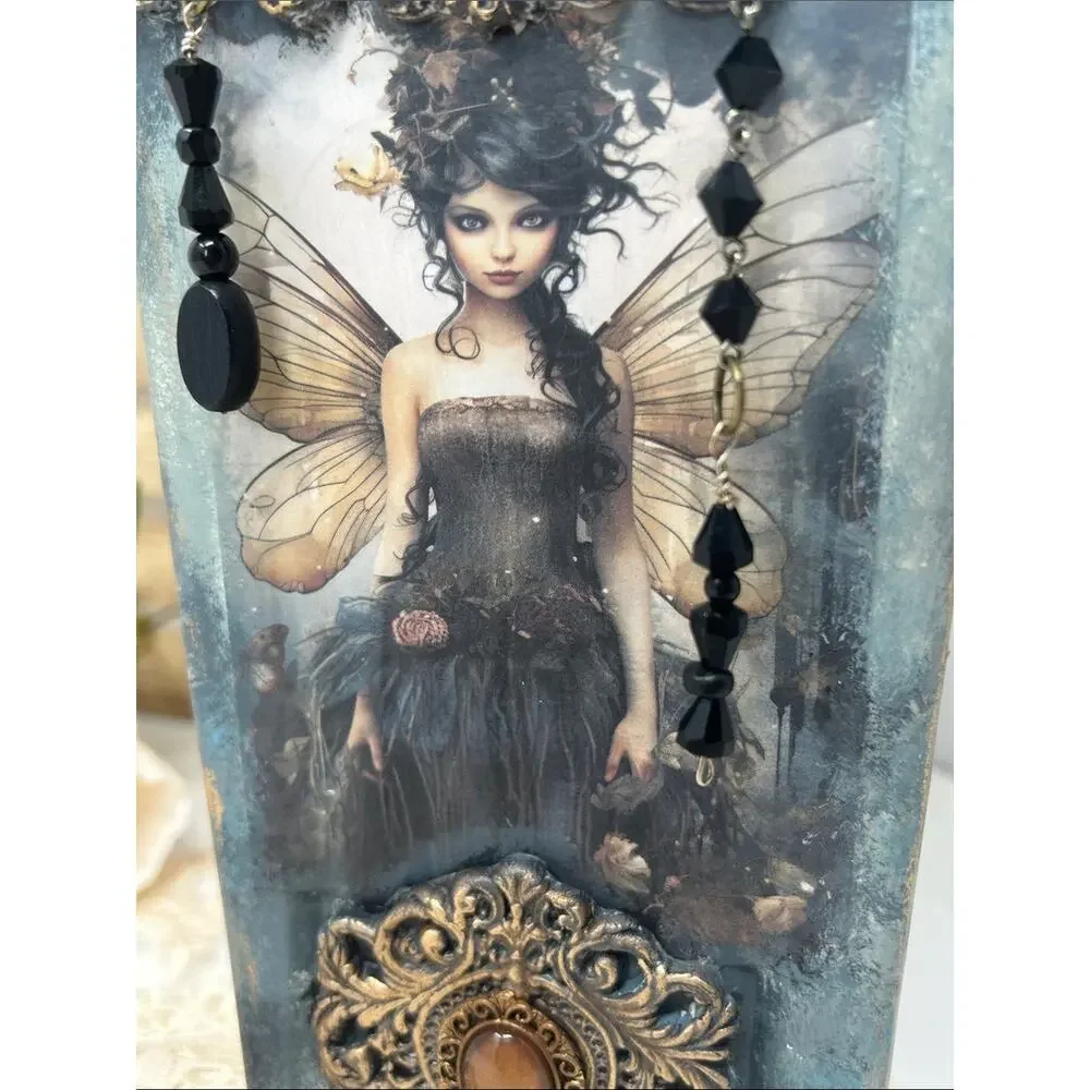 N/A hand decorated