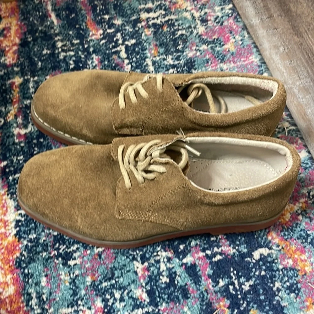 Tucker + Tate suede laced