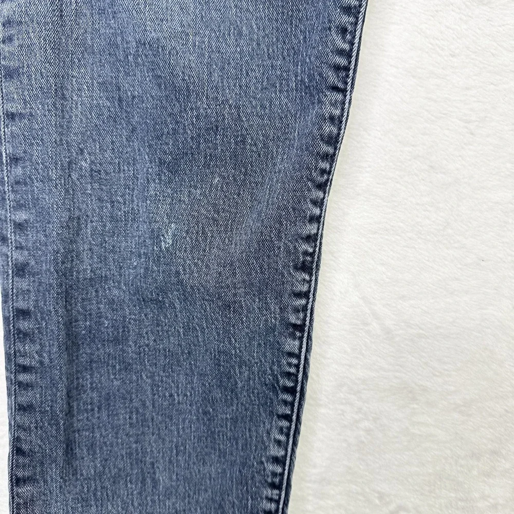 Levis very good