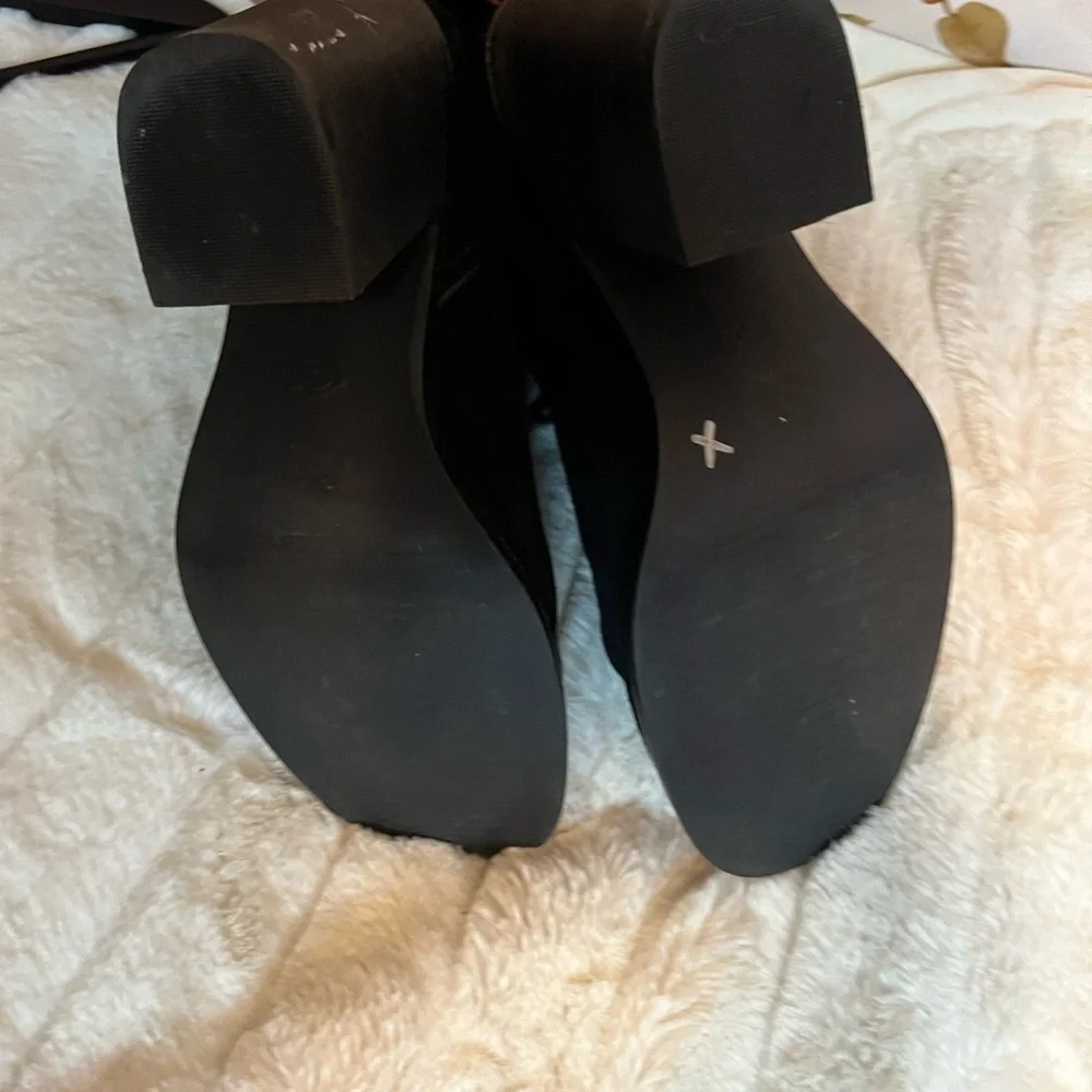 Ugg Jerene Womens 9.5M Genuine Black Shearling Lined Chunky Heel Winter Boots
