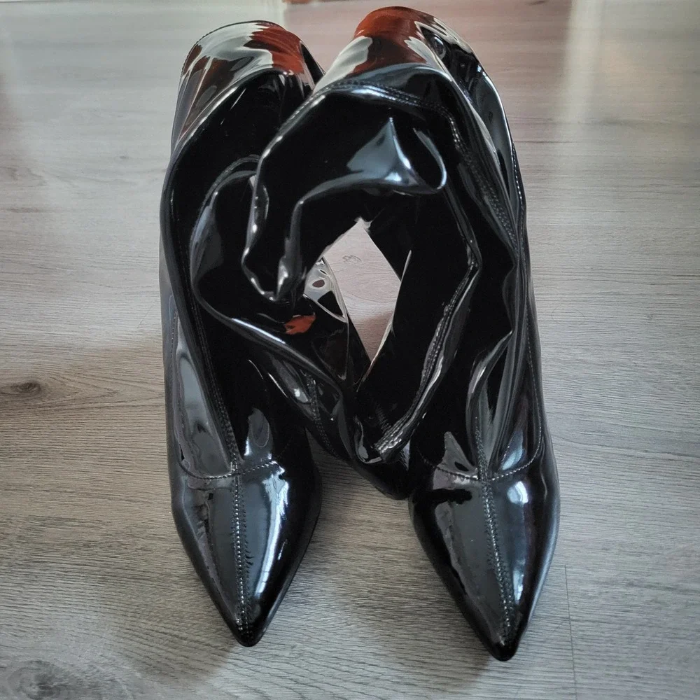 Fashion Nova sleek patent