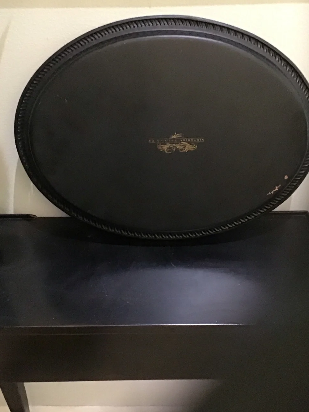 Victorian Trading Company classic oval