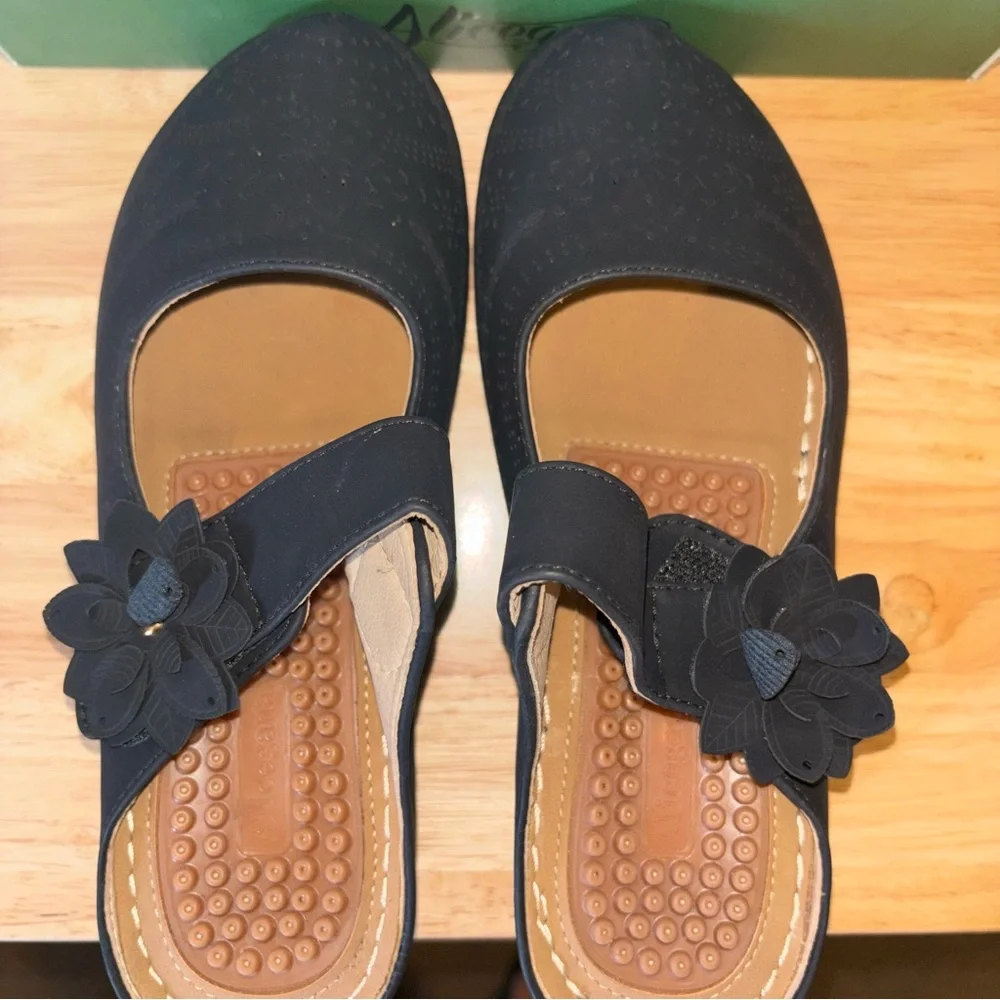 alicegana woman’s stylish