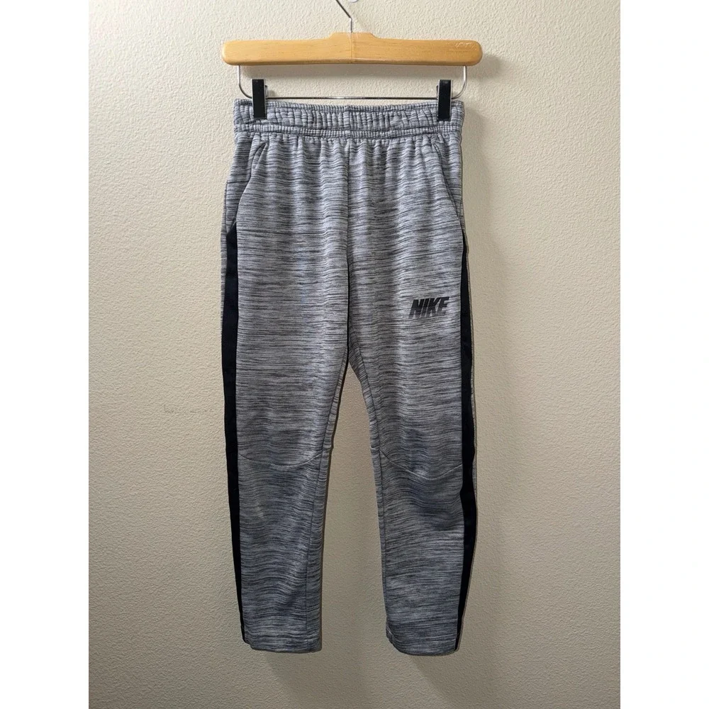 Boys Nike Drifit Sweats Size Medium