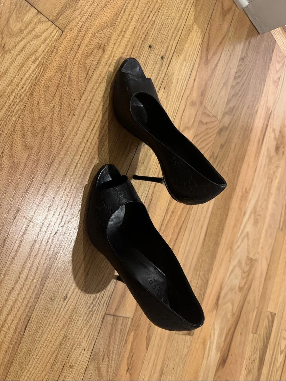 Gucci best these black