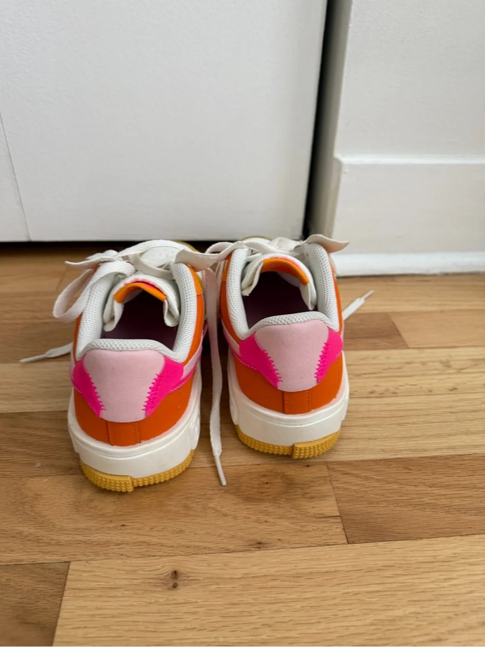 Nike Kids Orange, Pink & Yellow Low-Top Sneakers
