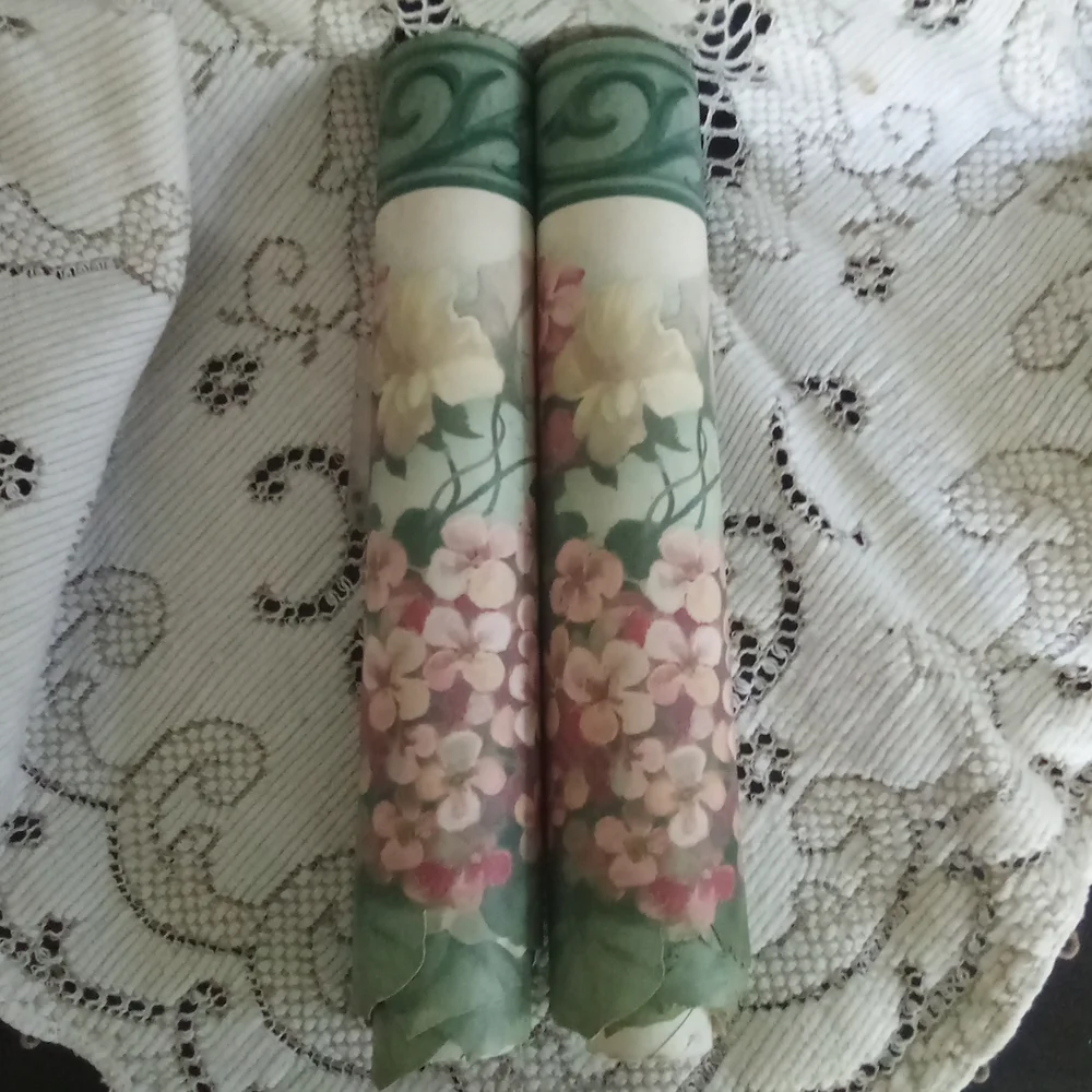 Discount wallcovering rolls pretty