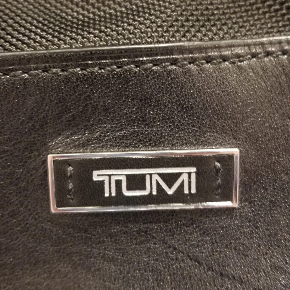 Tumi classic tote