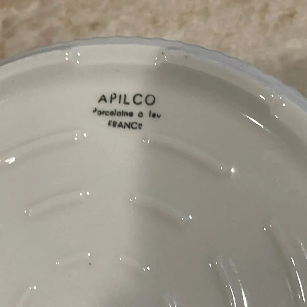 Apilco France Soufflé  baking dish 7-3/4”