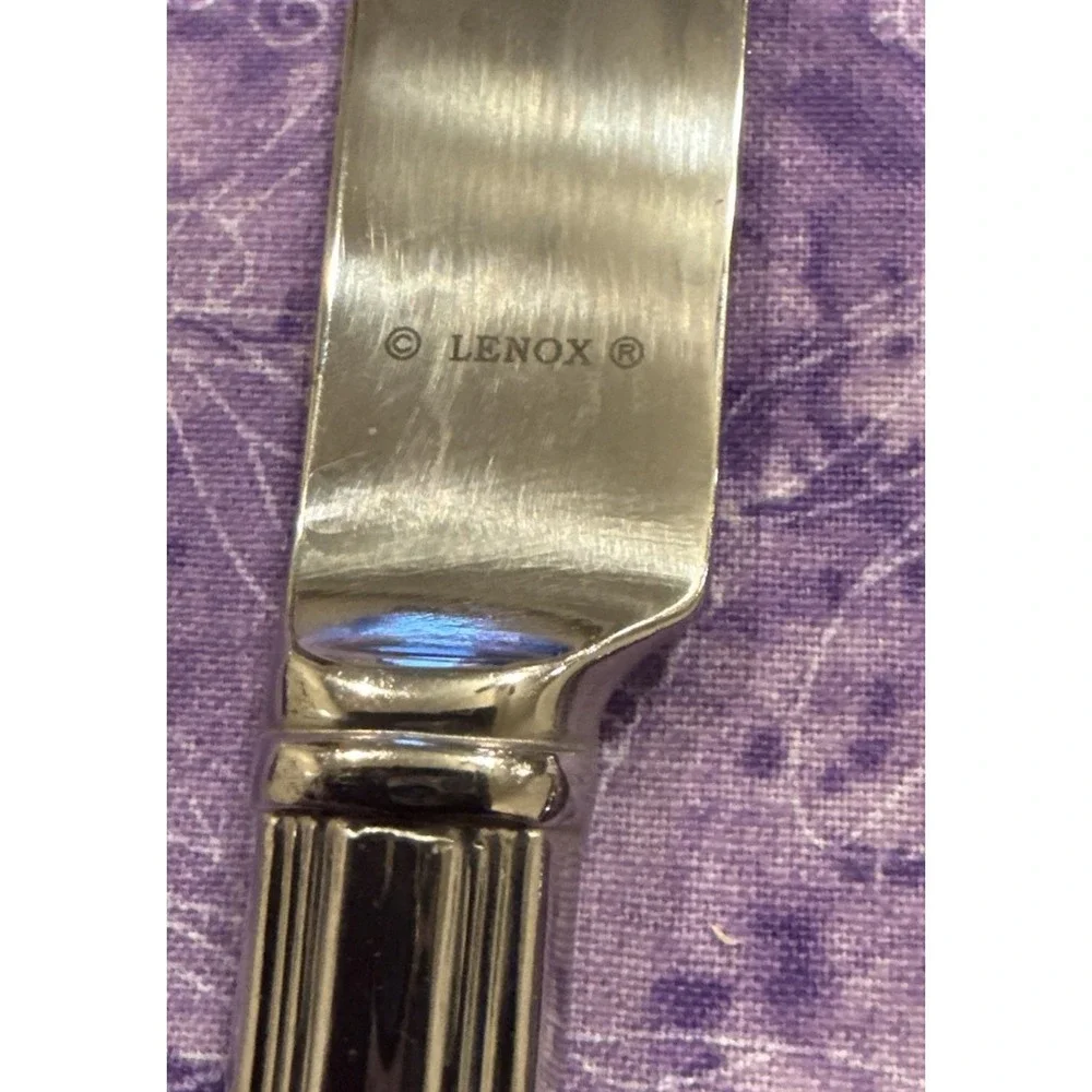 Lenox signs use