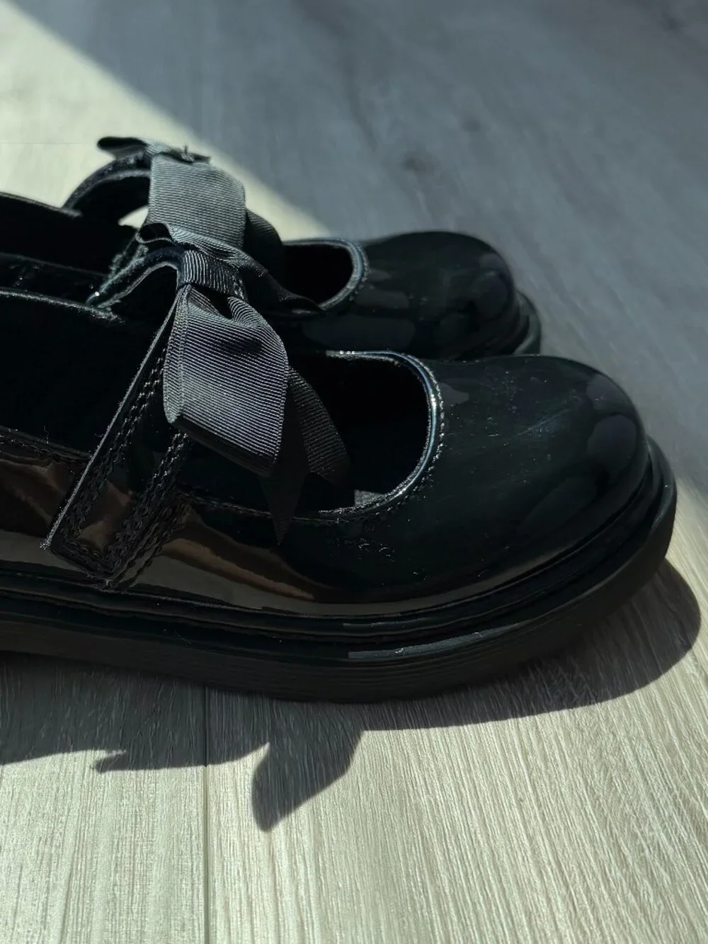 Dr. Martens all hook day