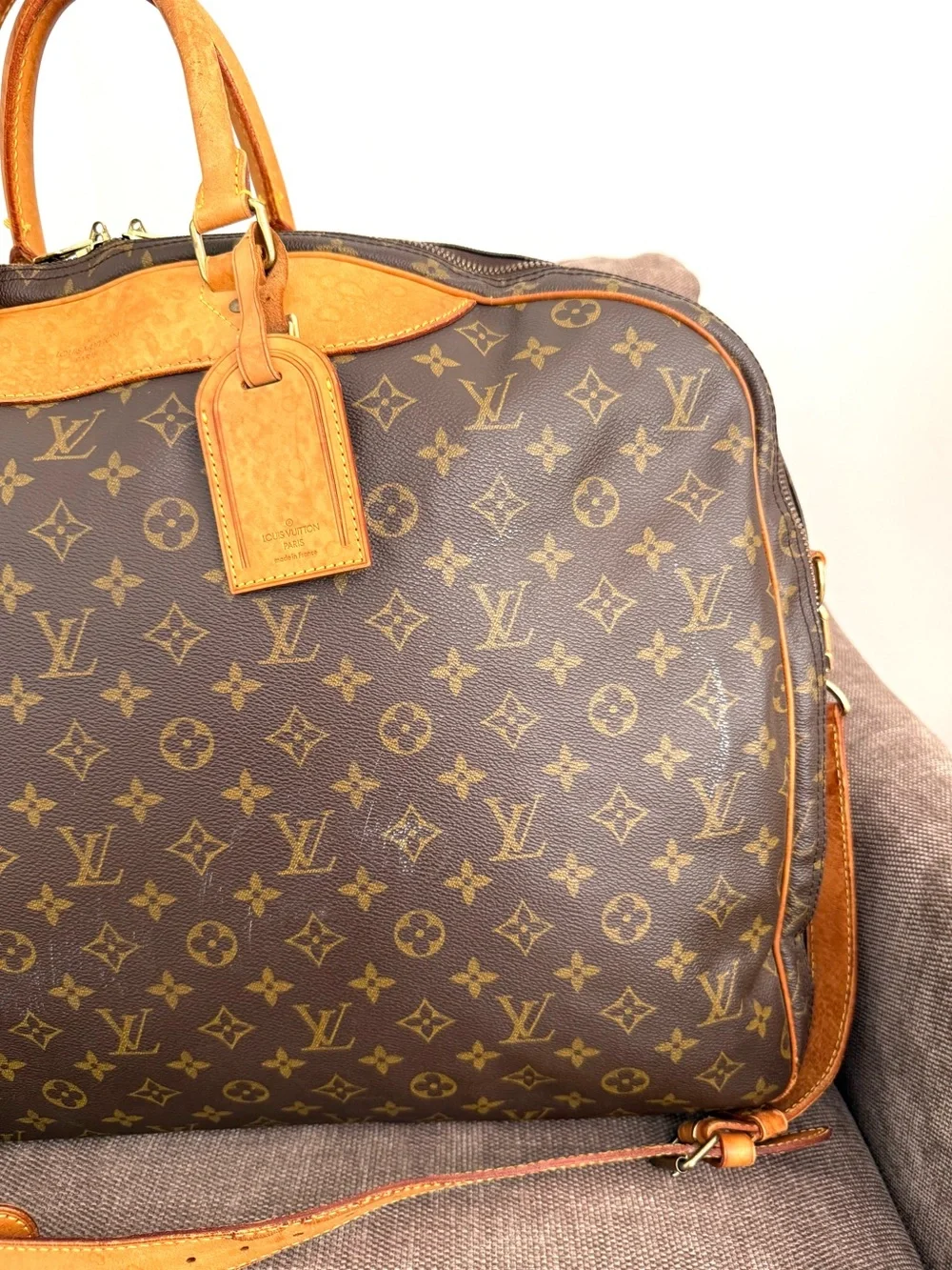 Louis Vuitton authentic louis