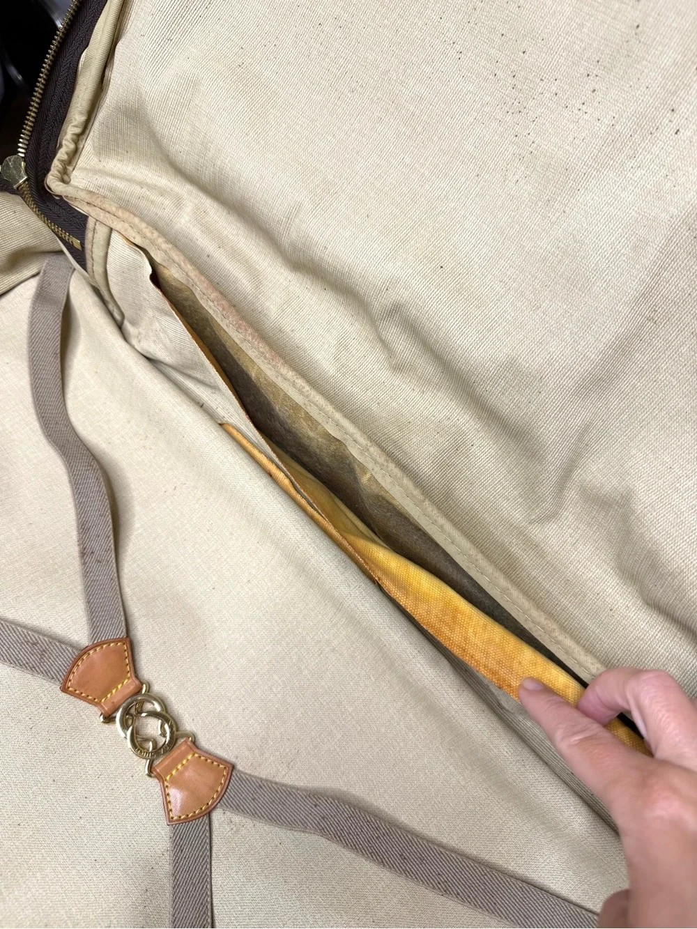 Louis Vuitton authentic louis
