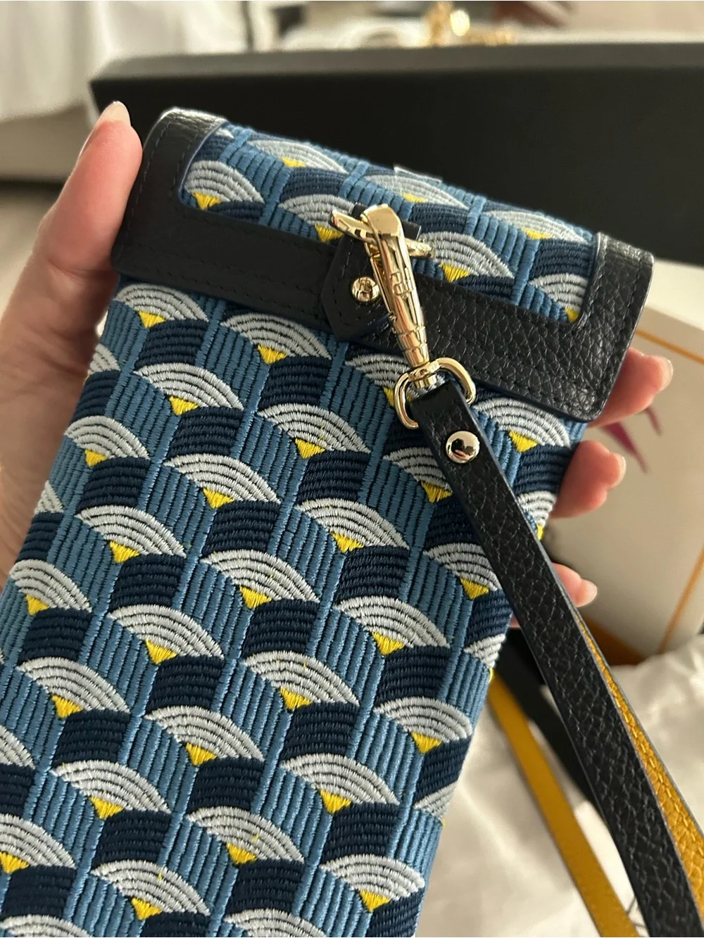 Faure Le Page design strap
