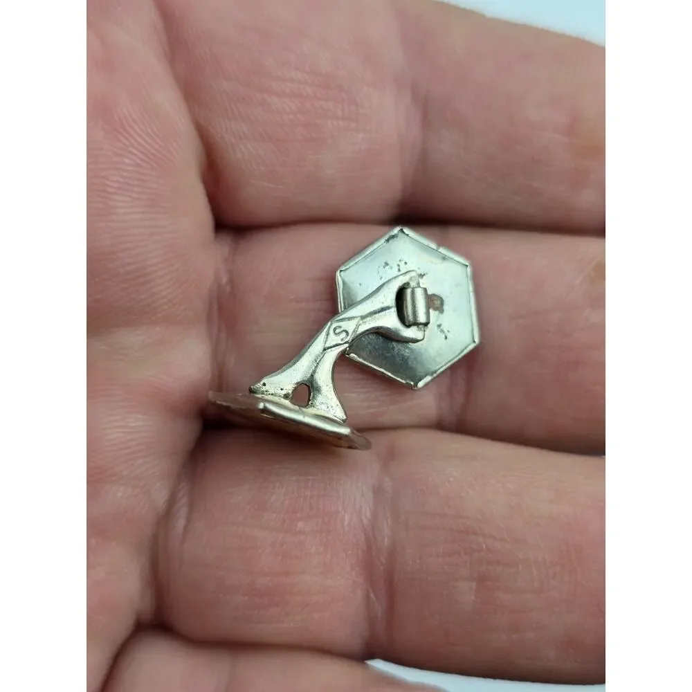 Unknown marking stays center