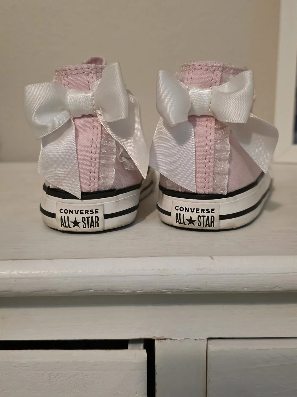 Converse adorable pink