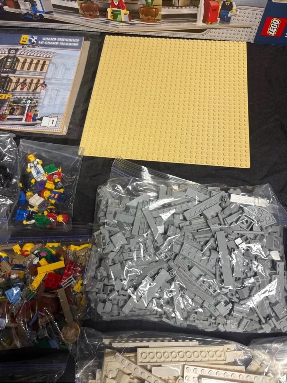 Lego set 10211