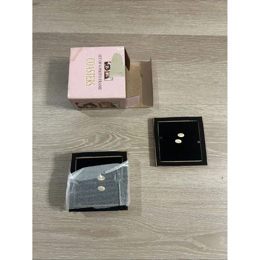Set of 4 Photo Frame Coasters - Wooden Frame