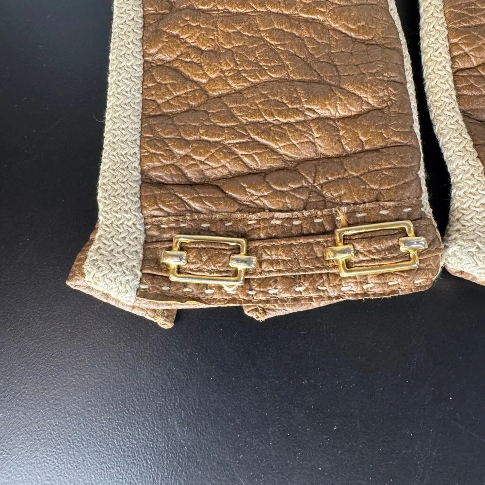 Novaknit by Aris textured brown