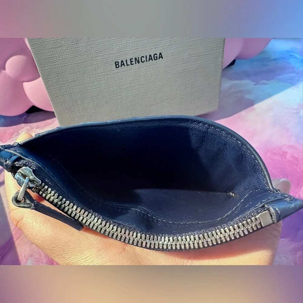 Balenciaga use iconic questions