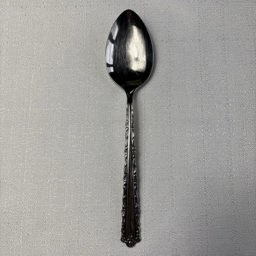 Oneida cherie stainless