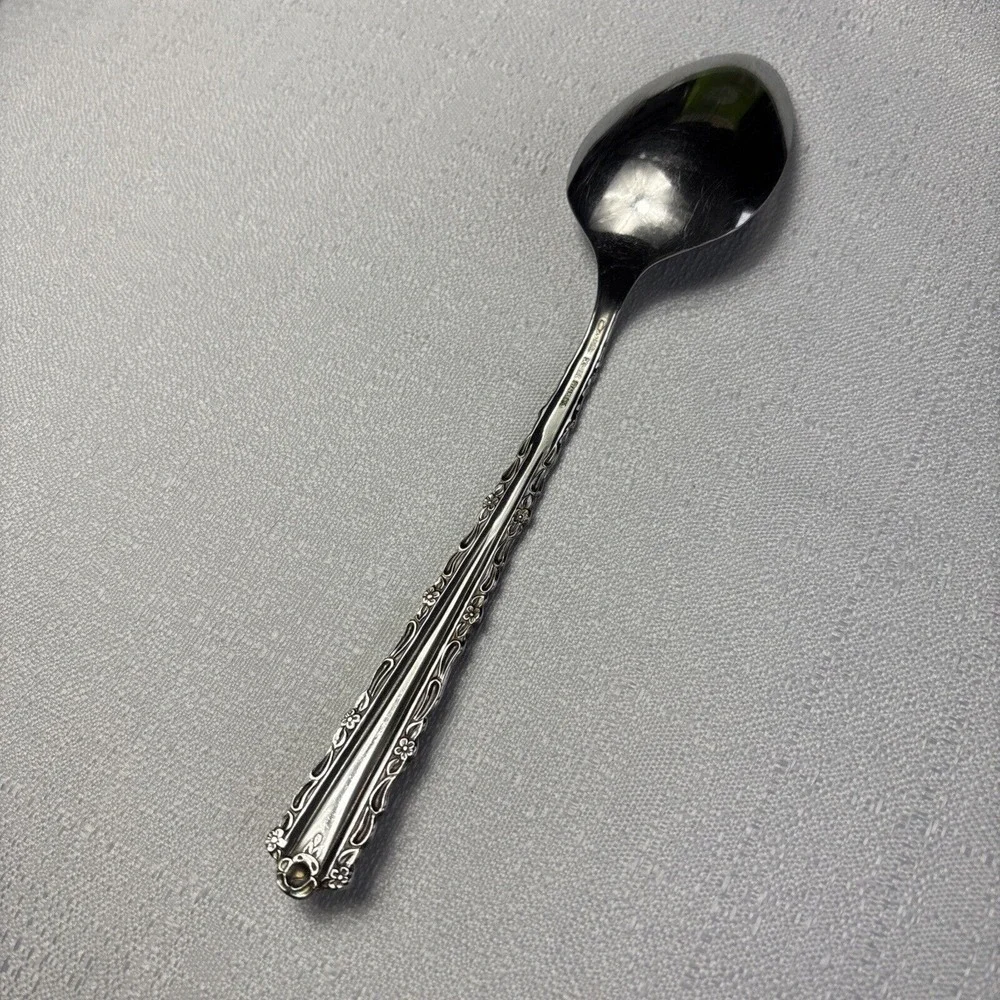 Oneida cherie stainless