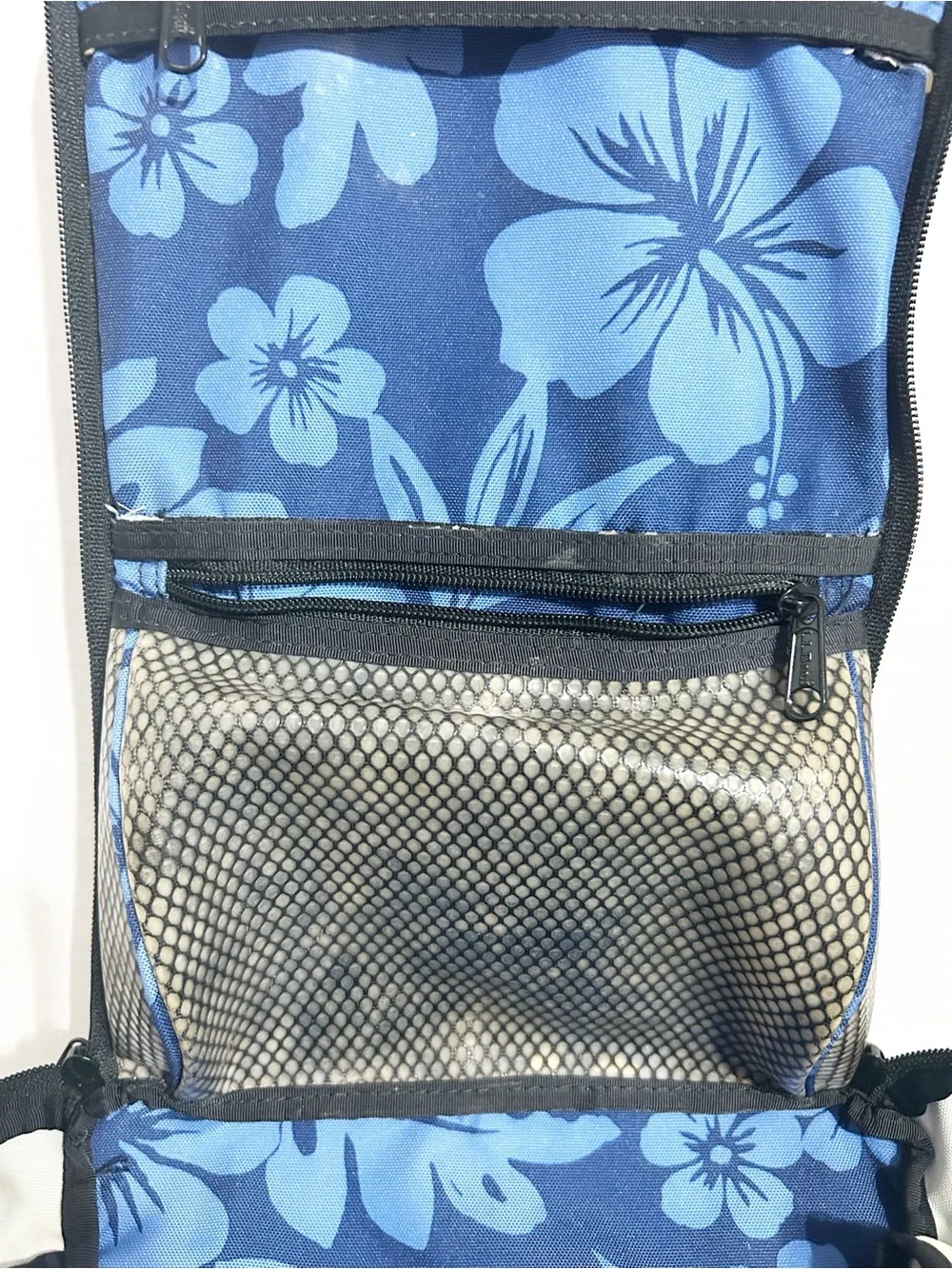 LL Bean Personal Organizer Hanging Travel Toiletry Bag Blue Floral Nylon Pockets