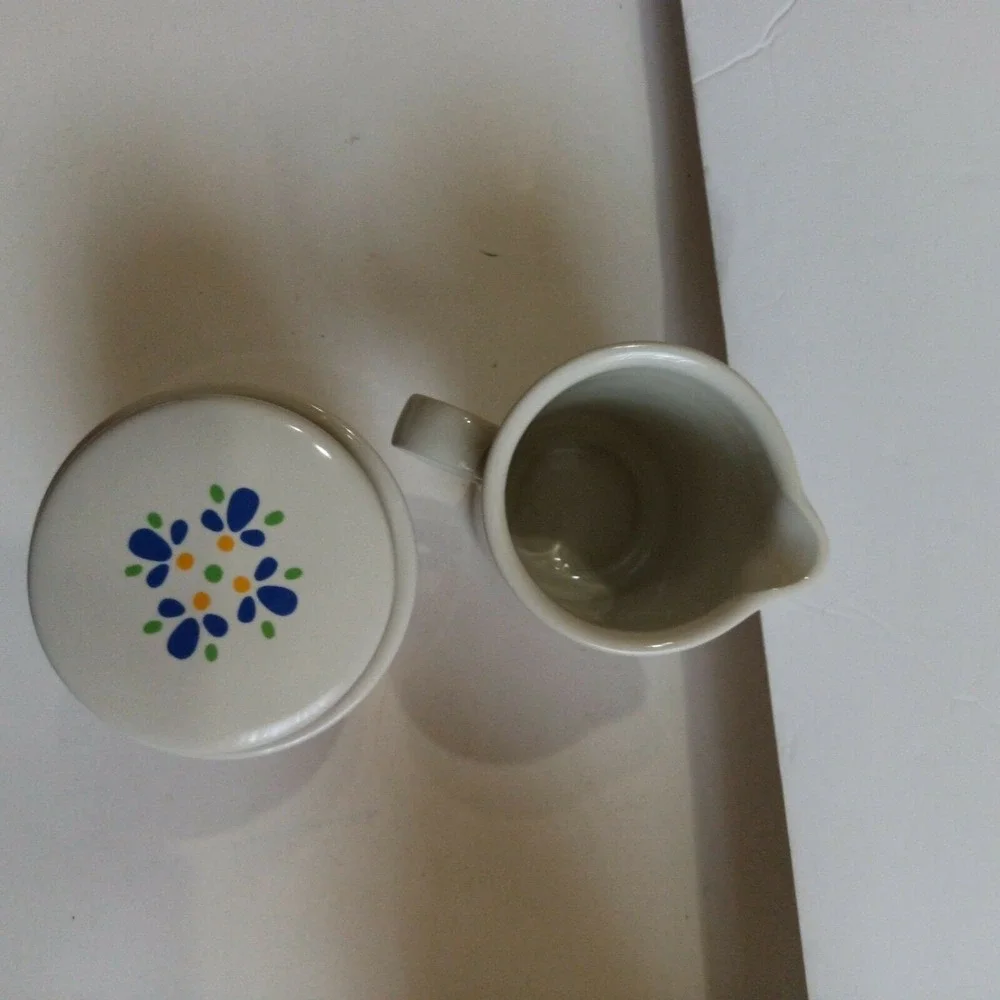 Avon vintage ceramic