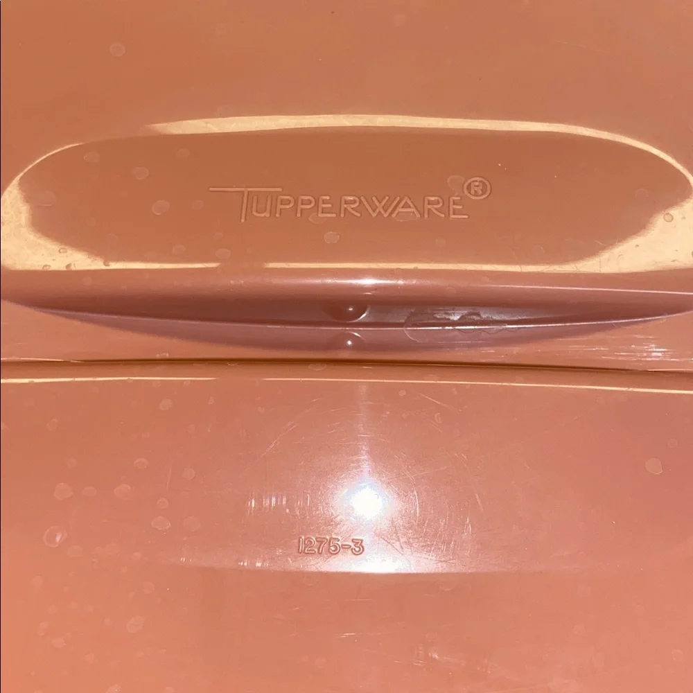 Tupperware vintage cup