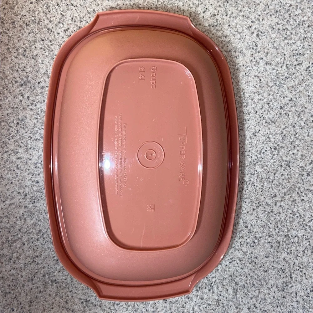 Tupperware vintage cup