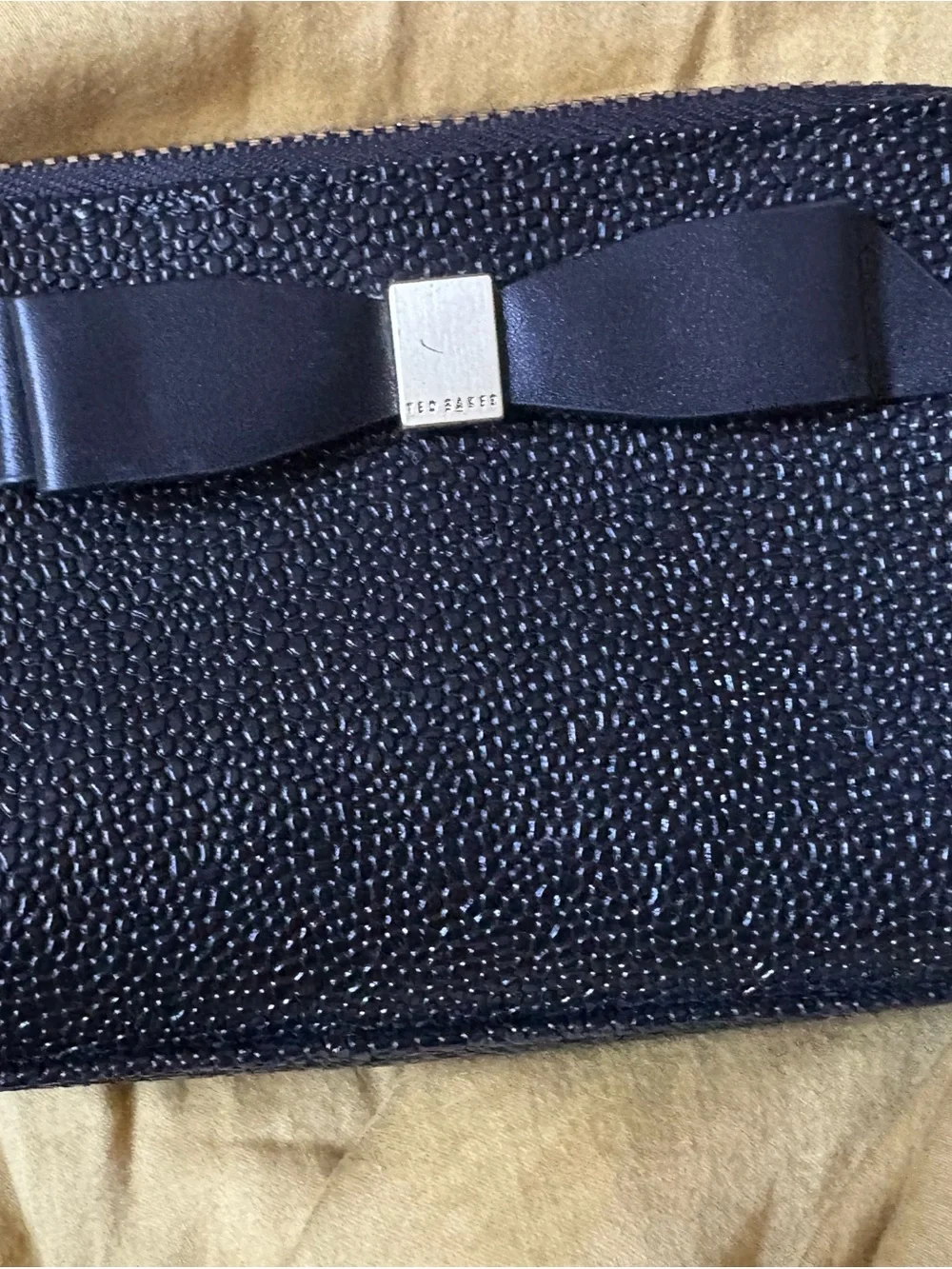 Ted Baker compact ted