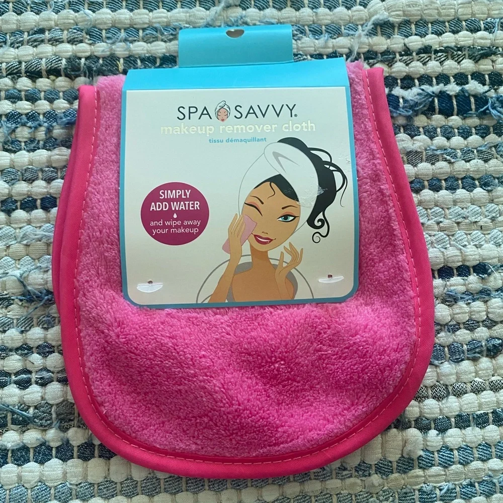 NWT Spa Savvy Pink Makeup Remover Cloth