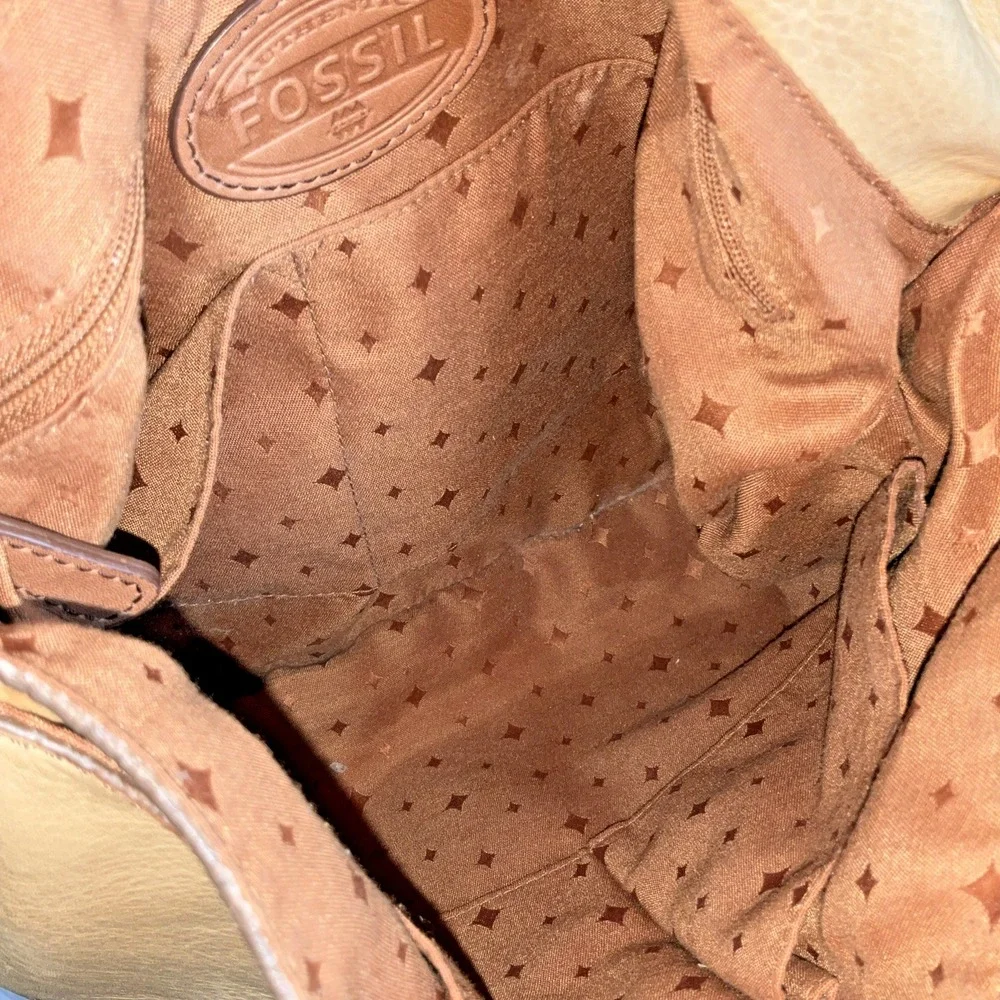 Fossil explorer leather