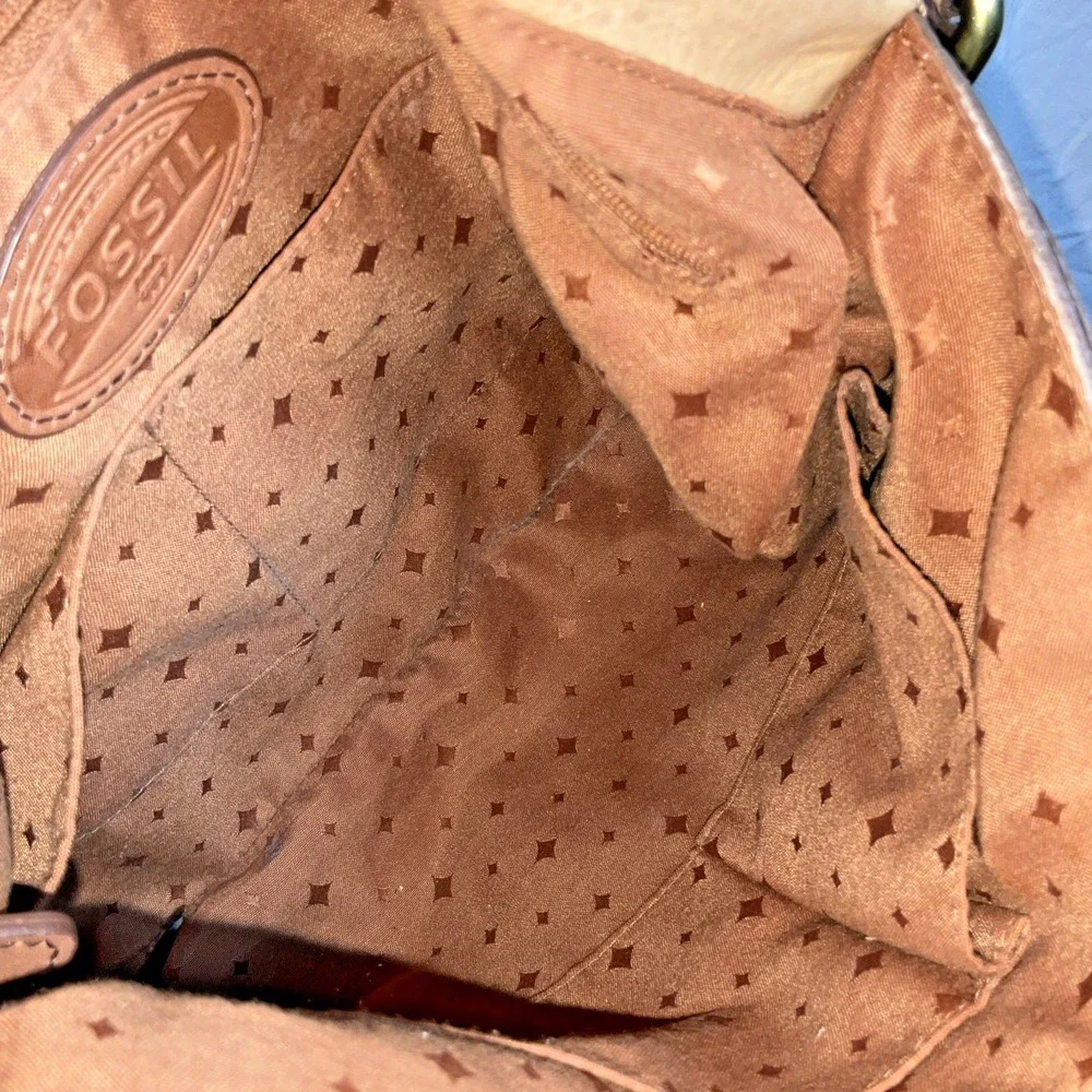 Fossil explorer leather