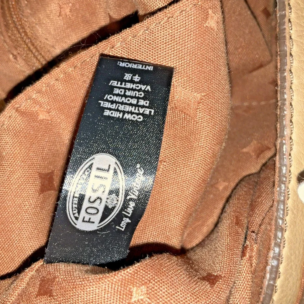 Fossil explorer leather