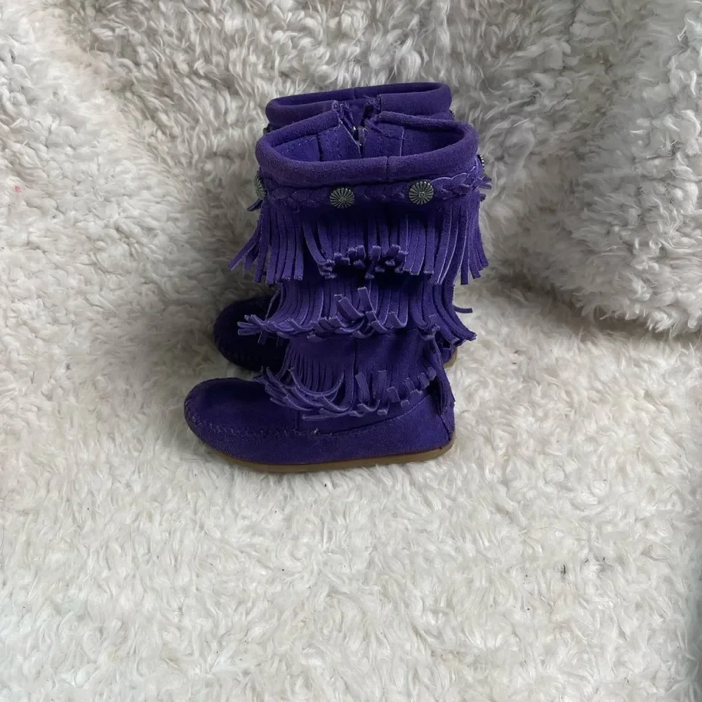 Minnetonka little girl