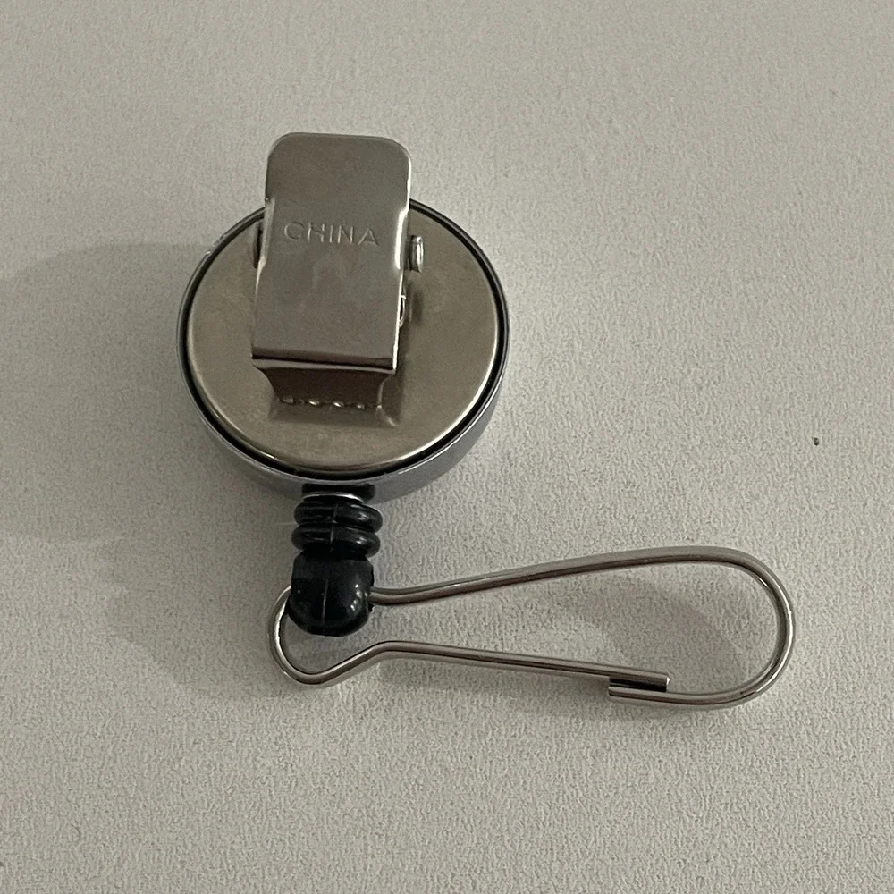 The Unbranded Brand mini retractable
