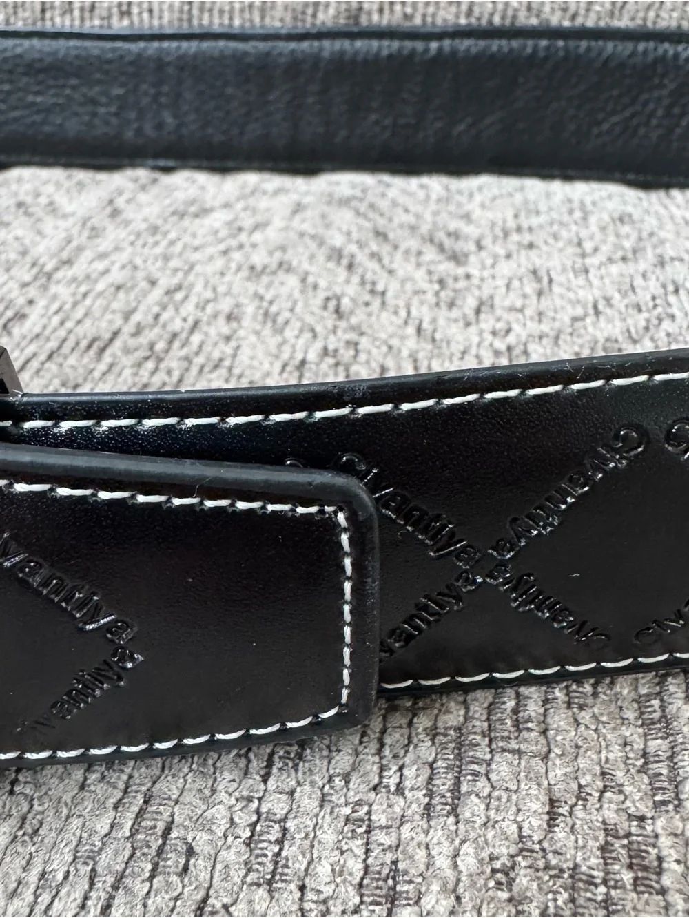 The Unbranded Brand weird mashup
