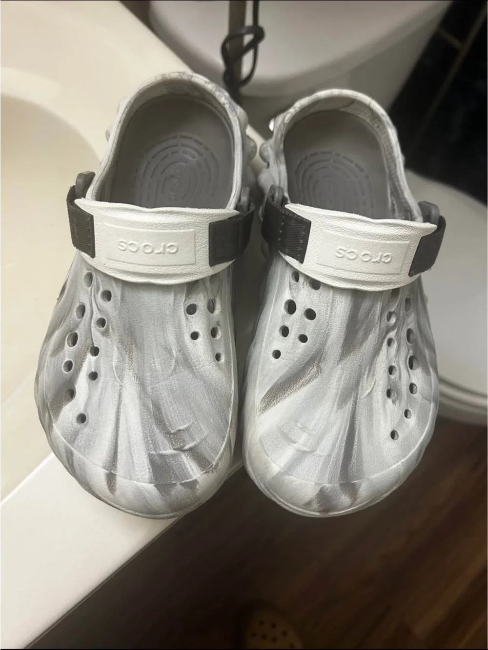 Echo crocs