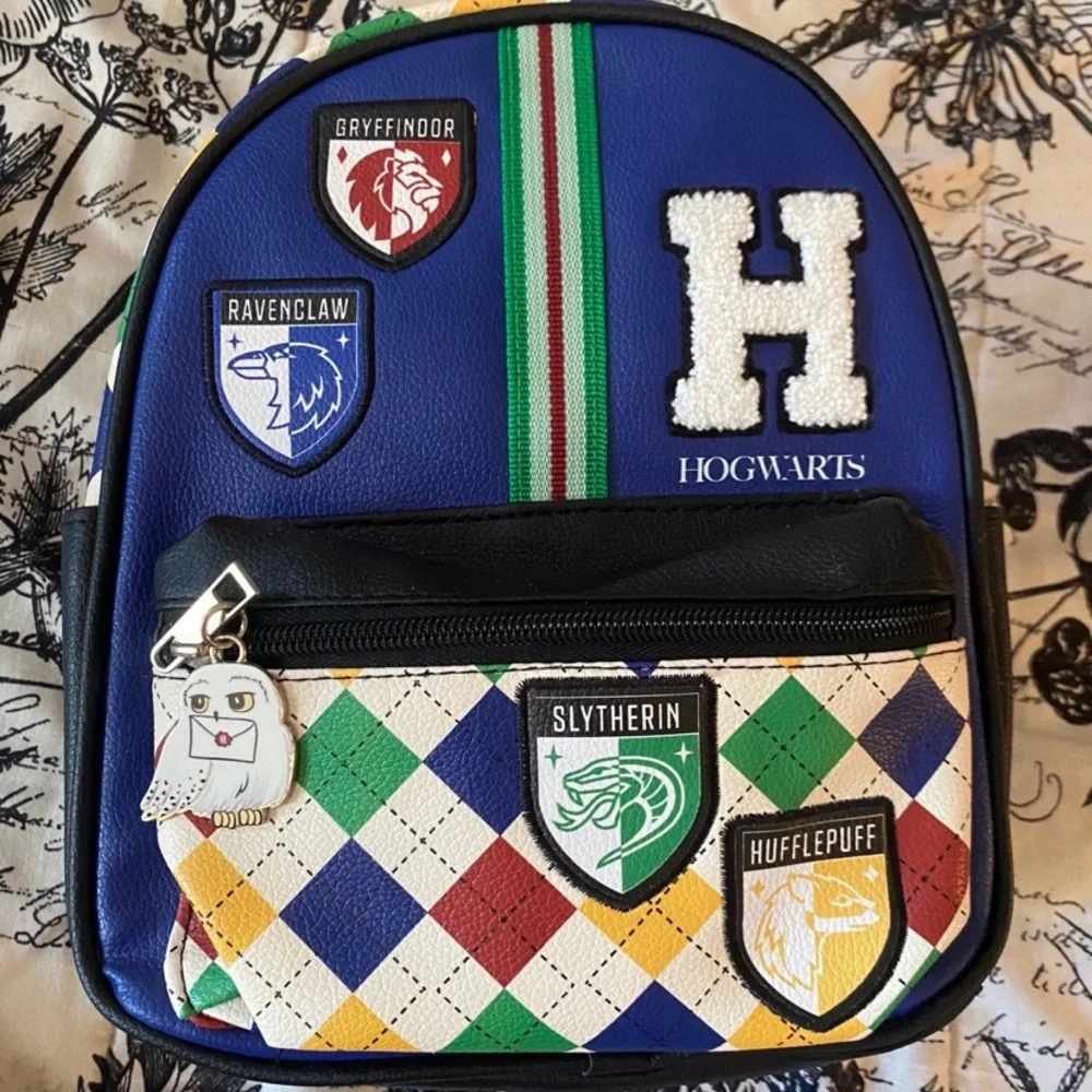 Hot Topic Blue Mini Hogwarts Patch Backpack with Multi Argyle