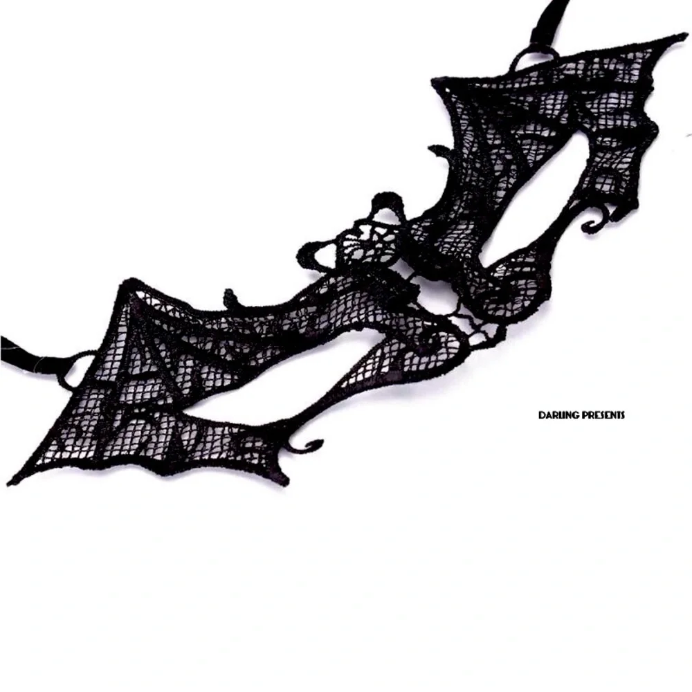 DARLING PRESENTS mask black bat